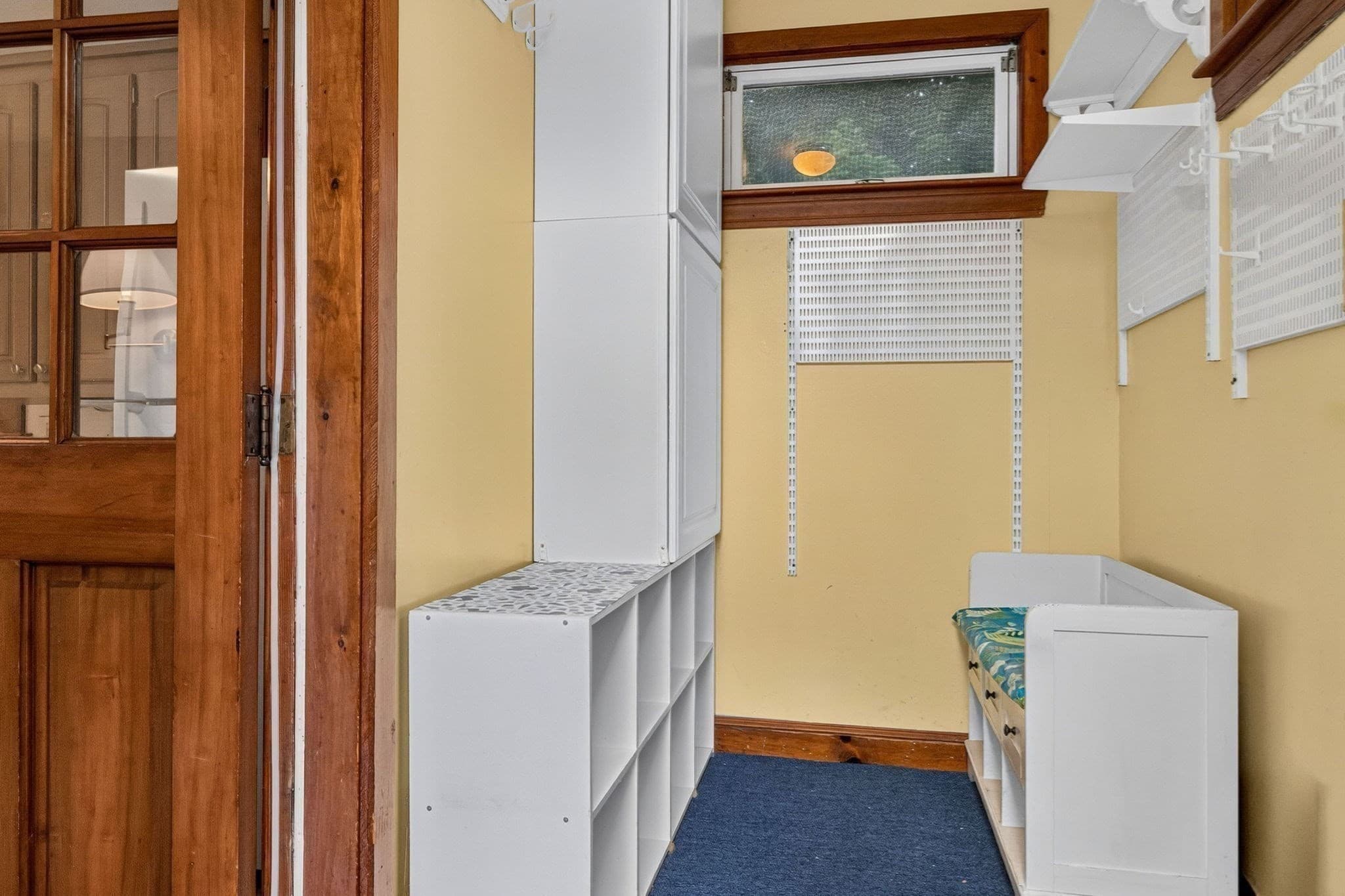 Single Family Residence at 19 Springvale Ln, Lynn MA 01904, Lynn, photo 2 of 38