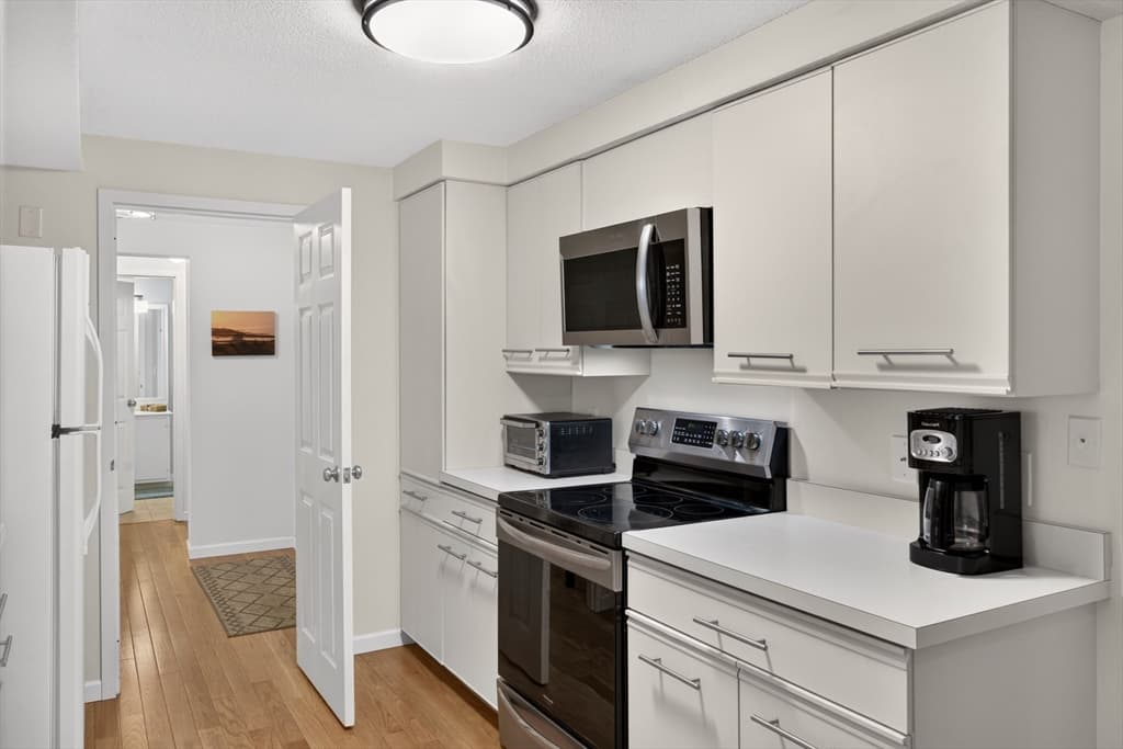 1 Belmont Rd APT 315, Harwich MA 02671 photo 12