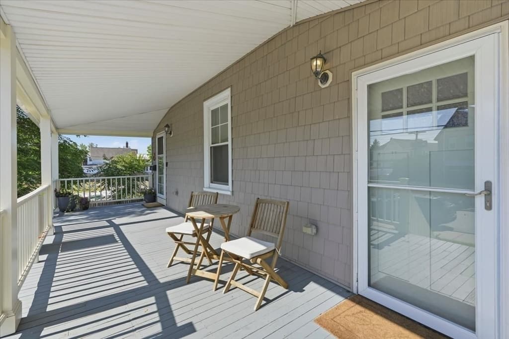 189 Shirley # 2, Winthrop MA 02152 photo 2