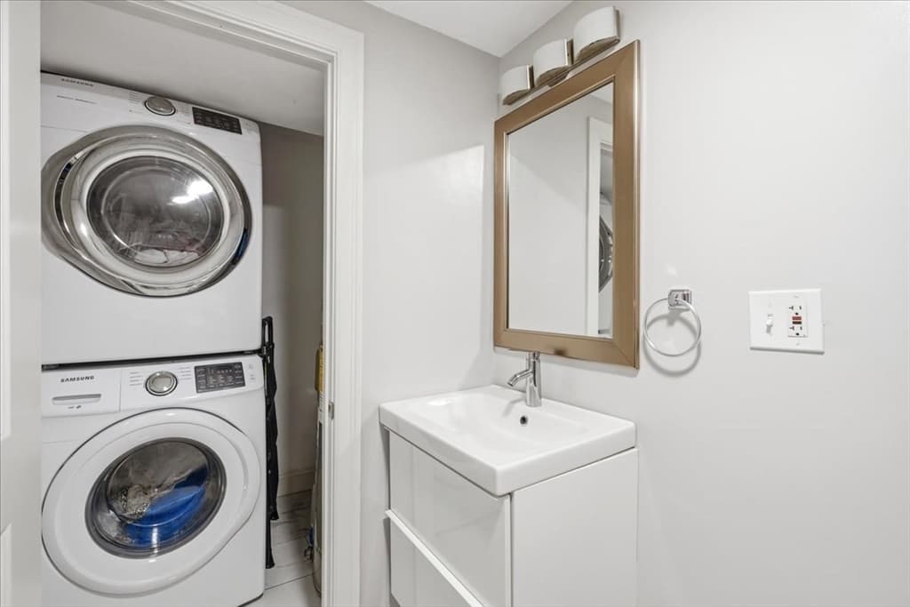 189 Shirley # 2, Winthrop MA 02152 photo 16