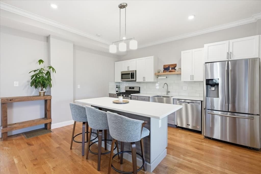 189 Shirley # 2, Winthrop MA 02152 photo 7