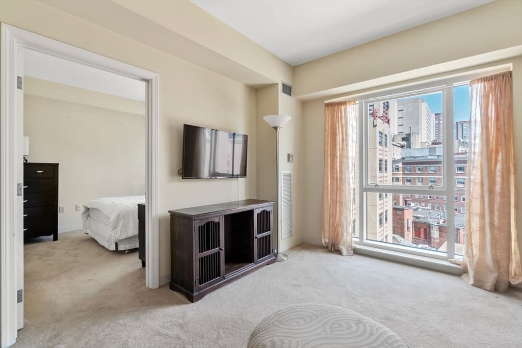 1 Nassau St # 1002, Boston MA 02111 photo 9