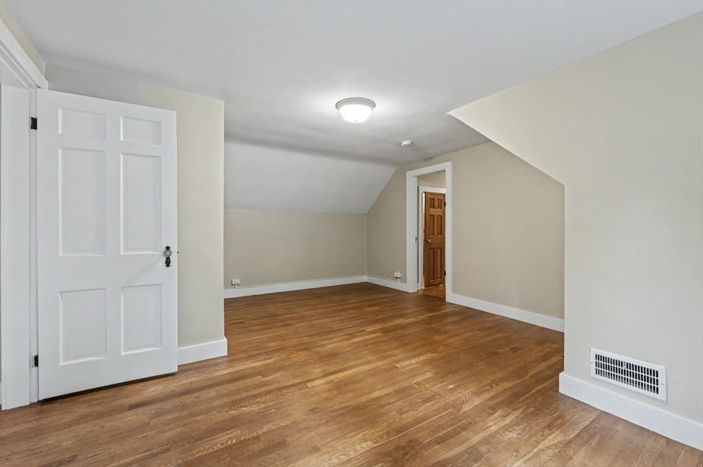 540 Concord St, Manchester NH 03104 photo 27