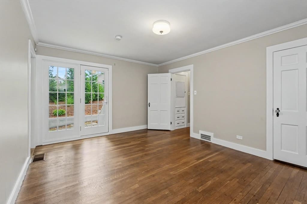 540 Concord St, Manchester NH 03104 photo 17