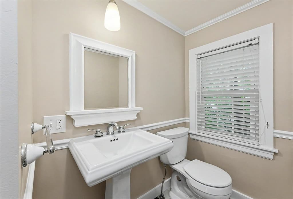 540 Concord St, Manchester NH 03104 photo 14