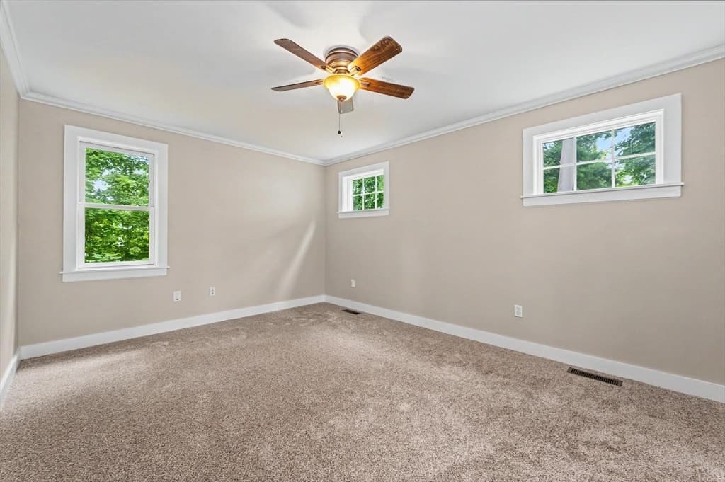 540 Concord St, Manchester NH 03104 photo 15