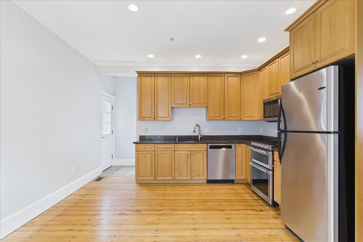 Condominium at 35 South St # A, Medfield MA 02052, Medfield, photo 20 of 42