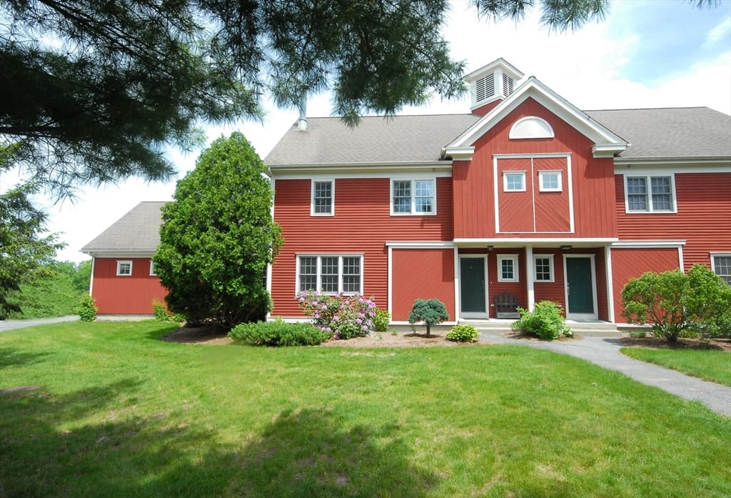 35 Lancaster County Rd # 8A, Harvard MA 01451