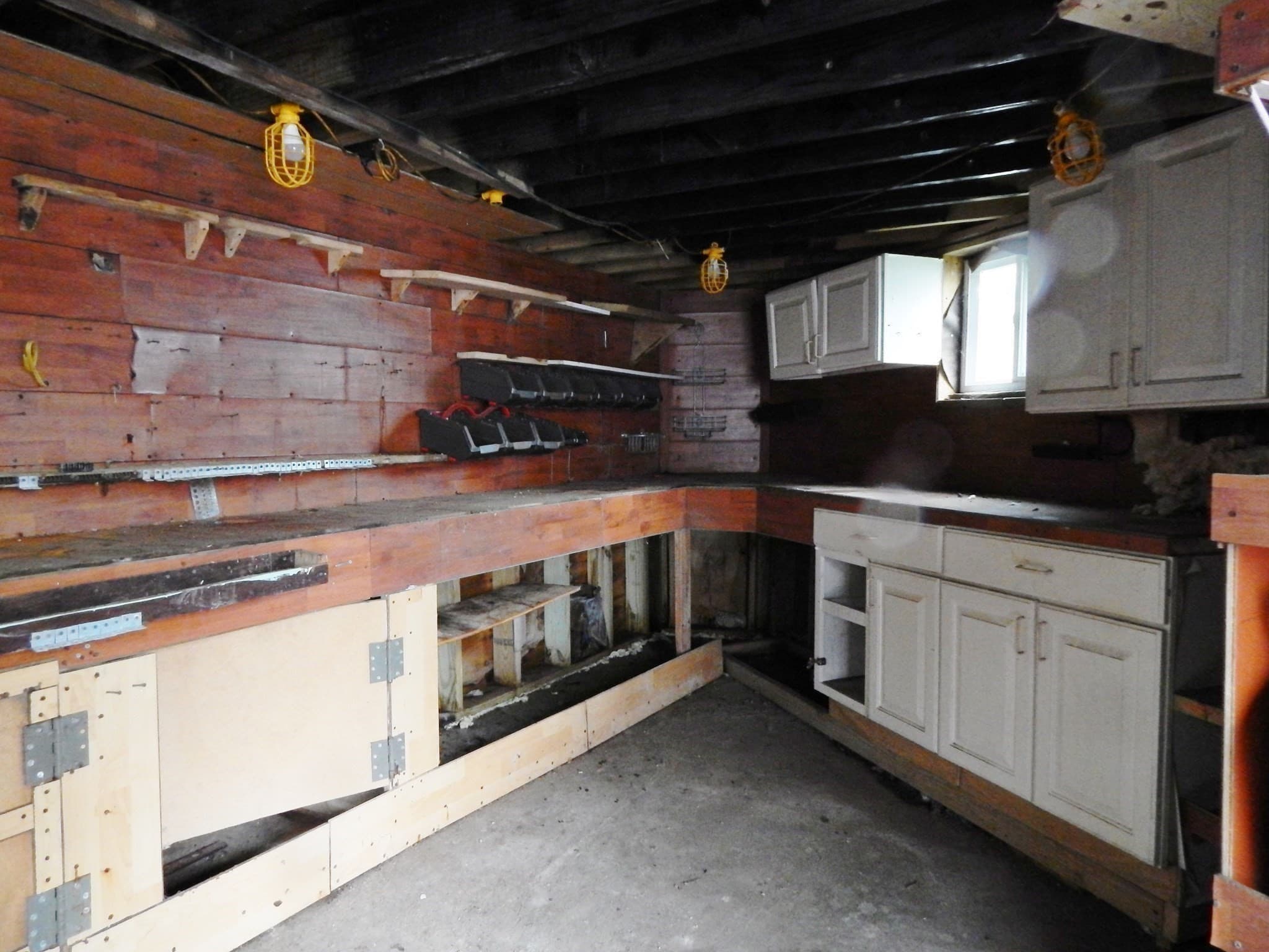 Single Family Residence at 167 Washington St, New Bedford MA 02740, photo 35 of 42