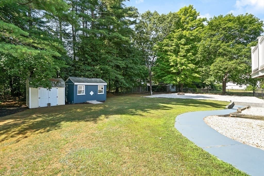 8 Haskell Rd, Pepperell MA 01463 photo 6