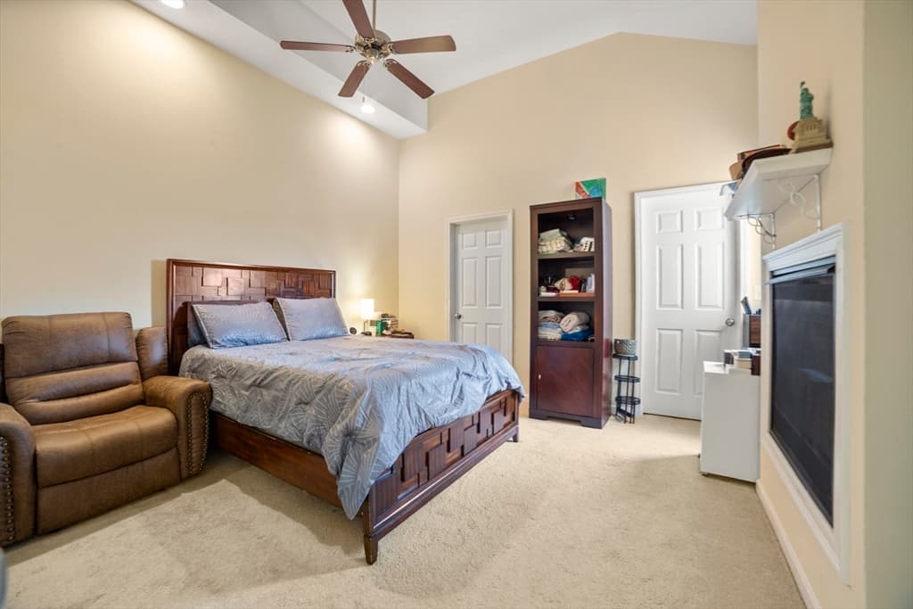 Condominium at 405 America Blvd # 405, Ashland MA 01721, photo 14 of 28