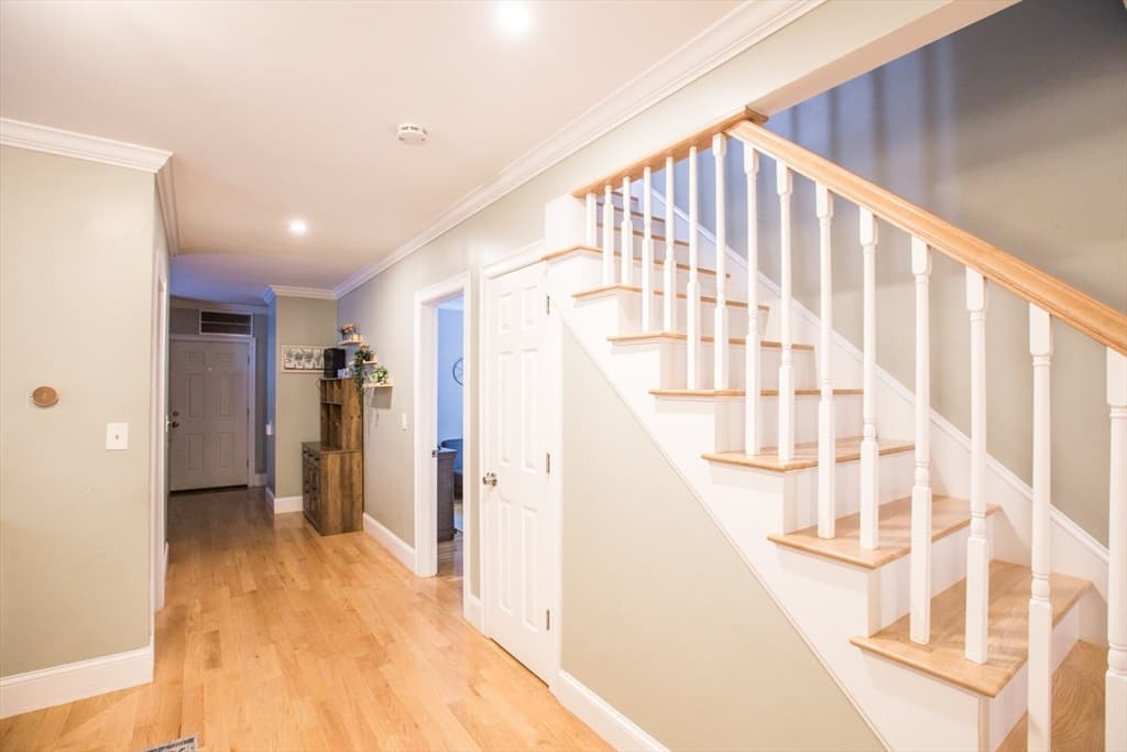 19 Verdun St, Boston MA 02124 photo 9