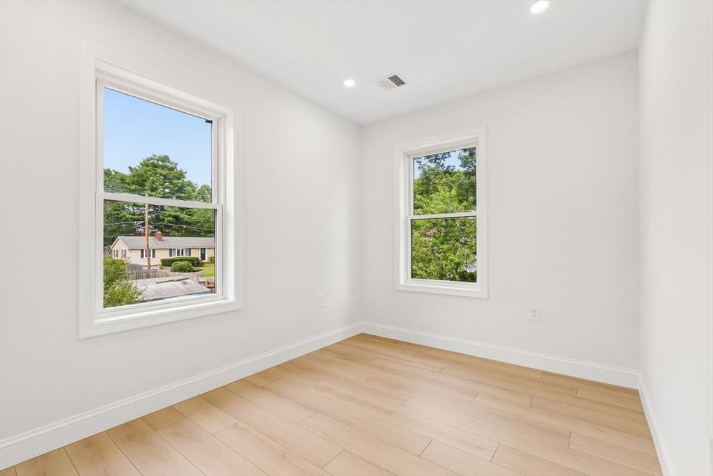 77 Hurd St, Lynn MA 01905 photo 33