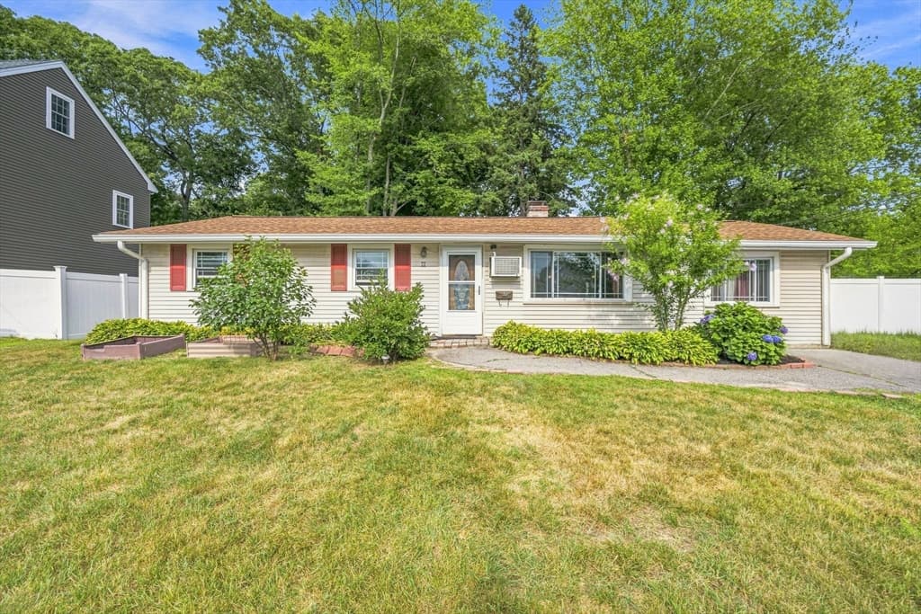 34 Joseph, Braintree MA 02184 photo 2
