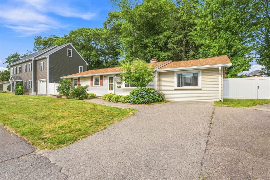 34 Joseph, Braintree MA 02184 photo 3