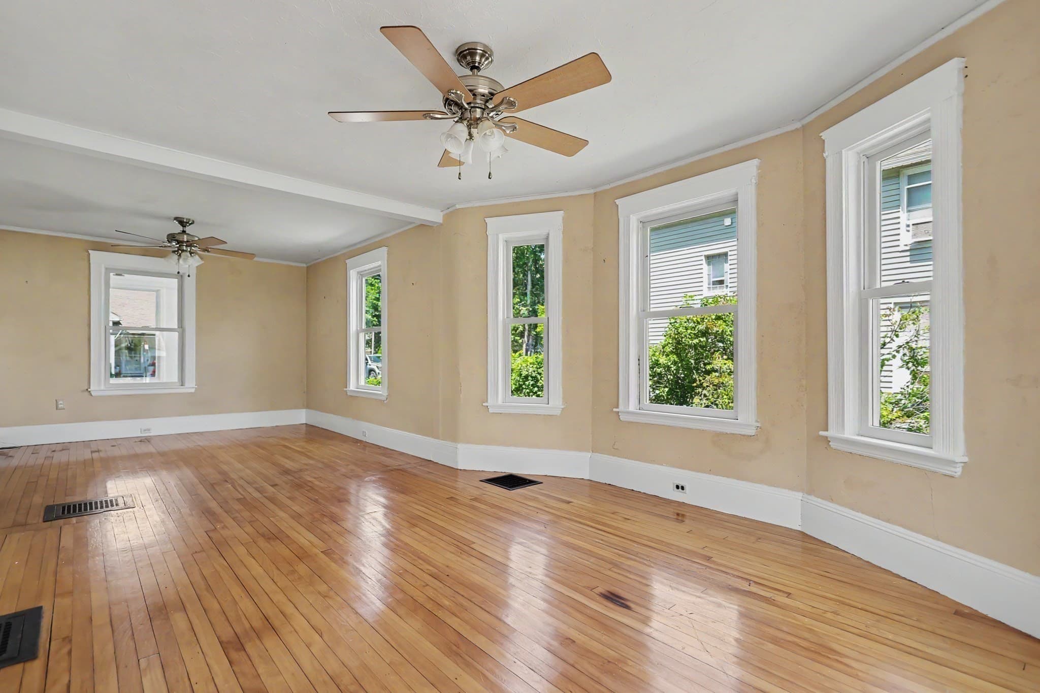 Single Family Residence at 92 S Williams, Haverhill MA 01835, Haverhill, photo 8 of 33