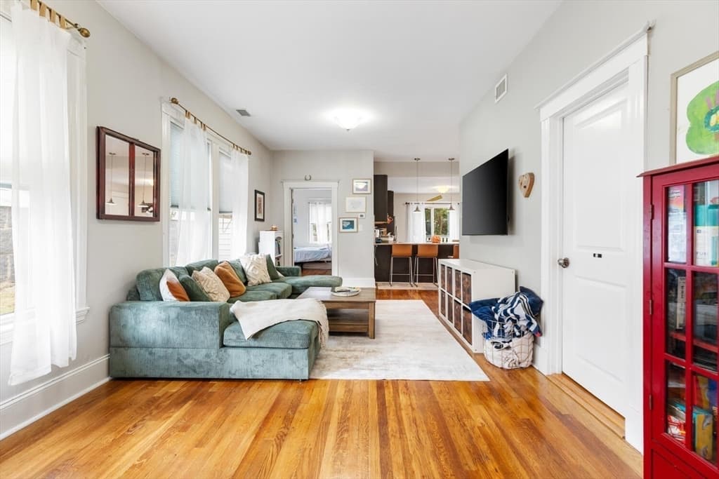 3 N Munroe Ter, Boston MA 02122 photo 7