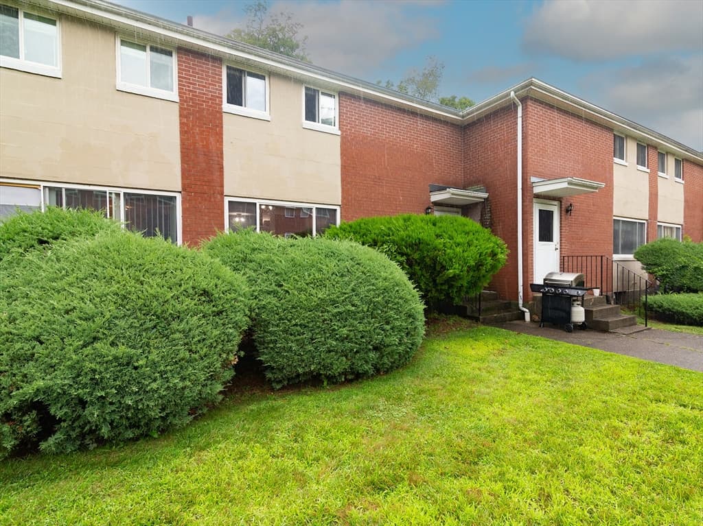 Condominium at 702 Main Street, Millis MA 02054, photo 37 of 37