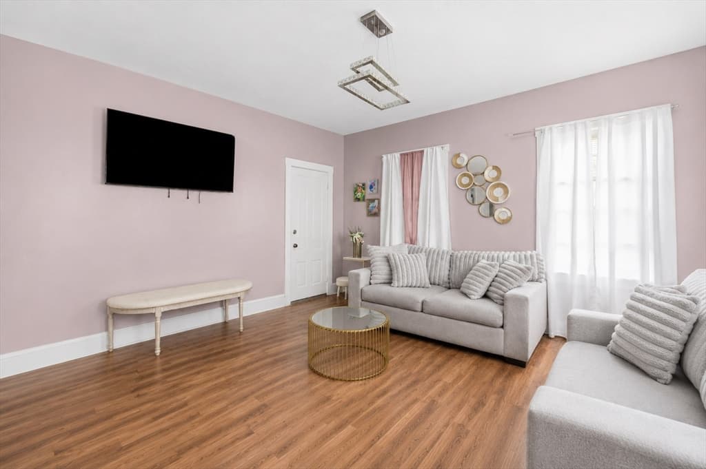 17 Salisbury St, New Bedford MA 02744 photo 16