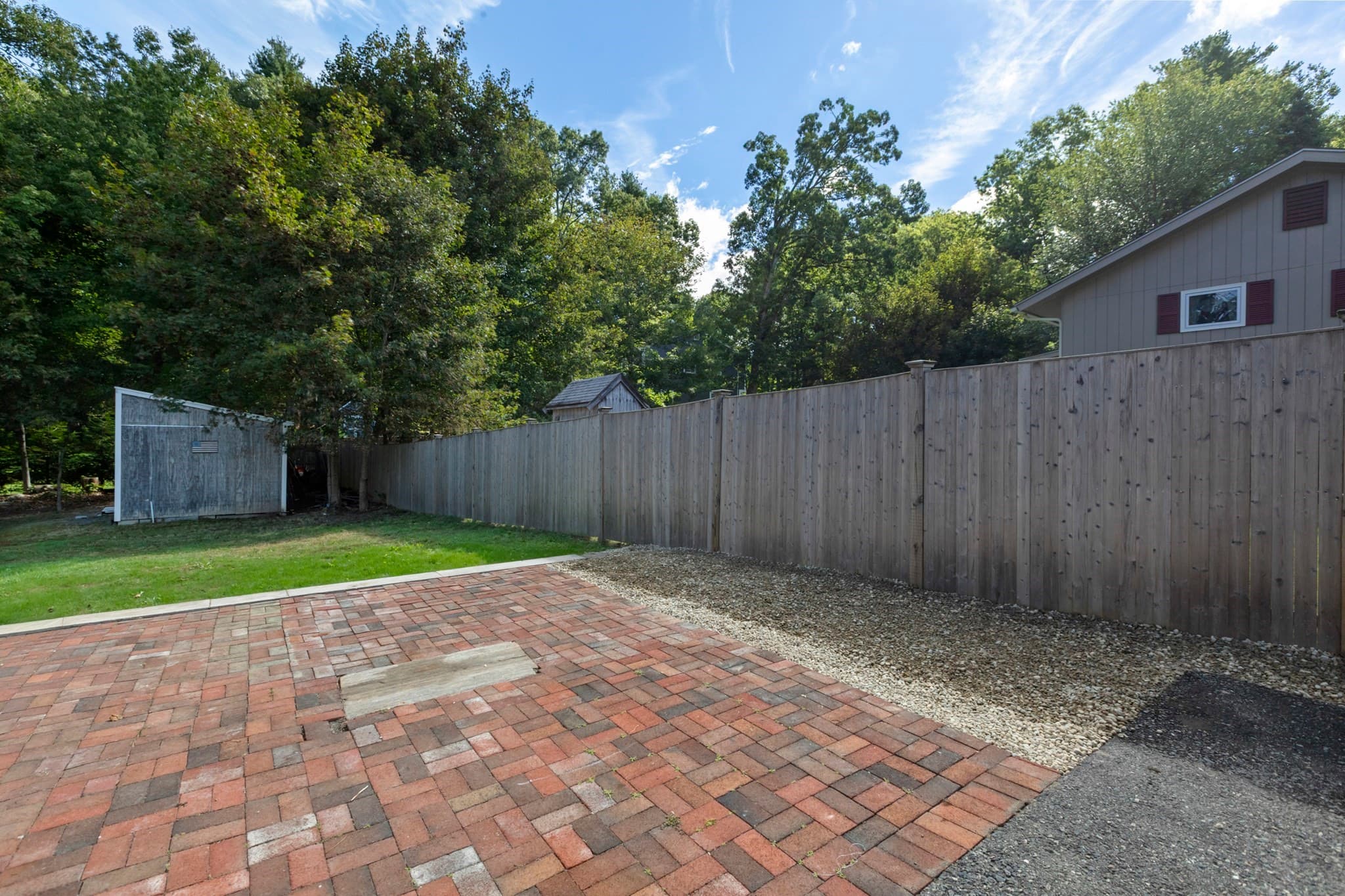 Single Family Residence at 3 Parliament Dr, Franklin MA 02038, photo 36 of 41