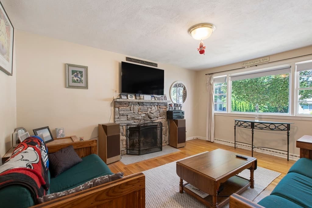 3 Parliament Dr, Franklin MA 02038 photo 10
