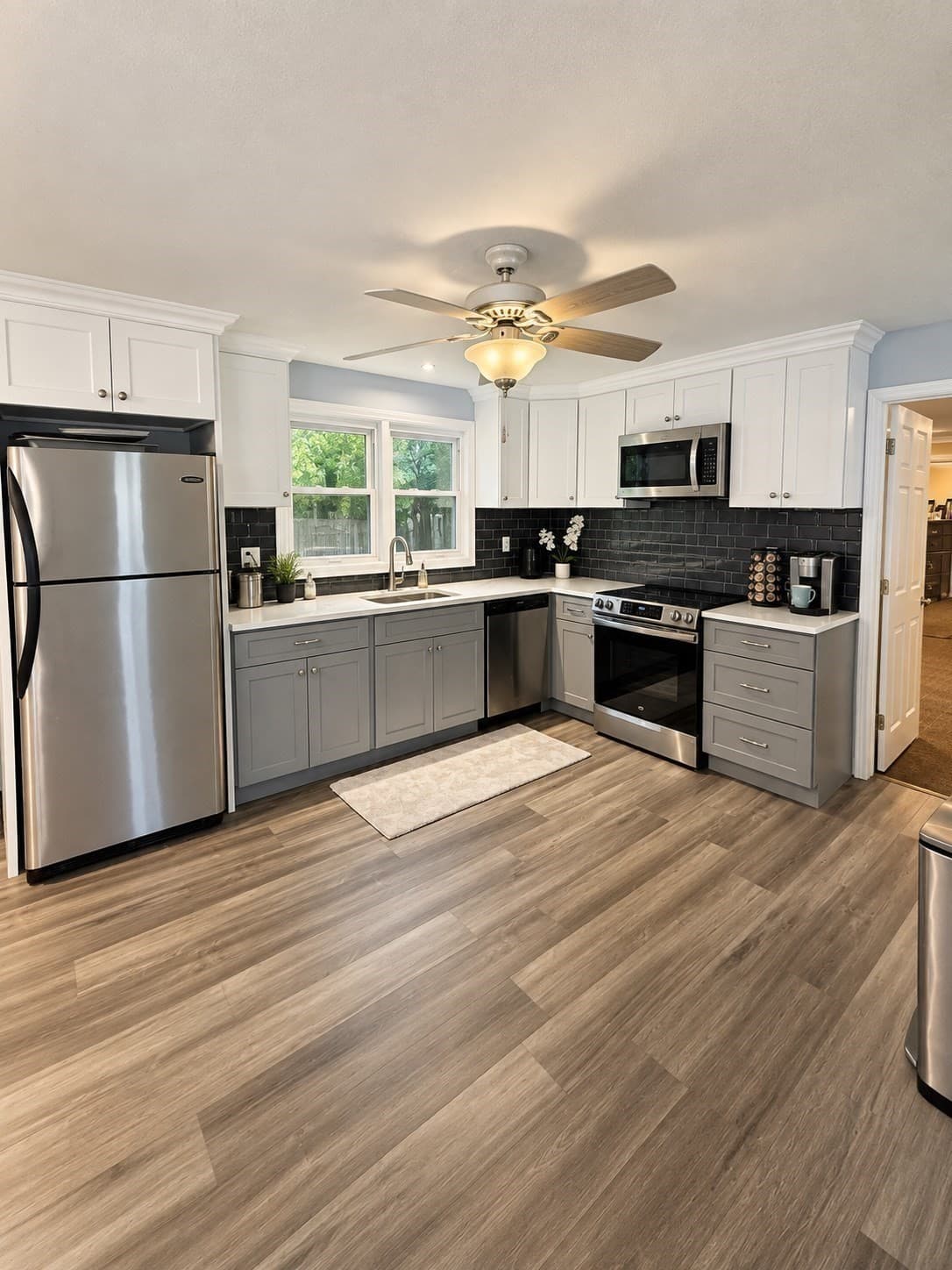 Single Family Residence at 52 Dodge Rd, Brockton MA 02302, photo 2 of 13