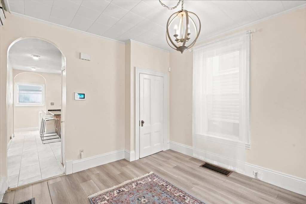 17 Basset St, Lynn MA 01902 photo 7