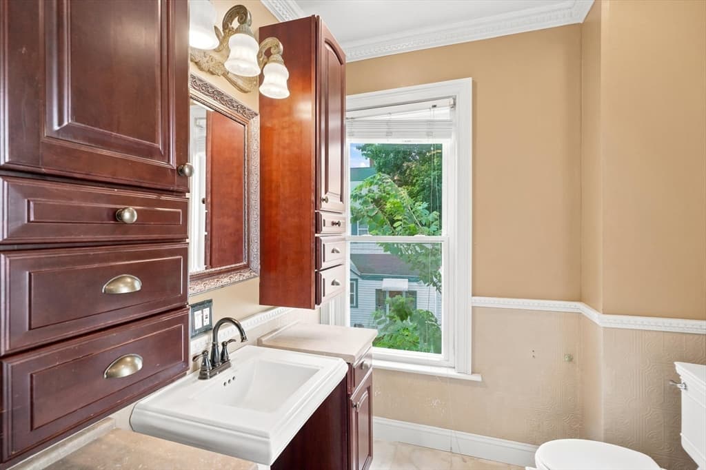 17 Basset St, Lynn MA 01902 photo 28