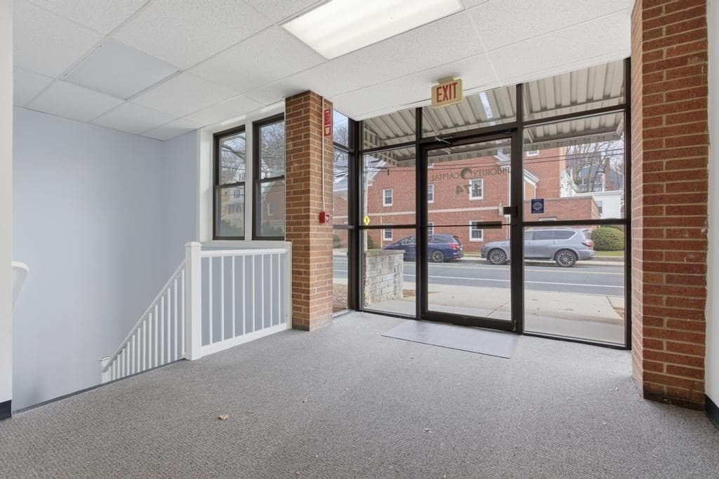 174 Green St, Melrose MA 02176 photo 8