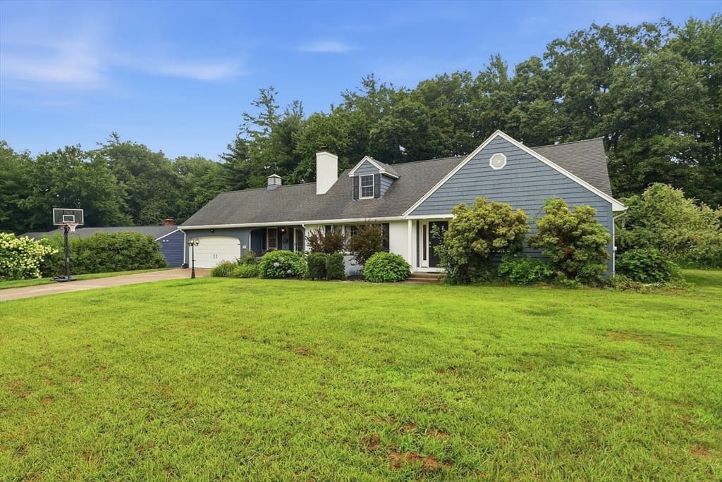 29 Shady Side Dr, Longmeadow MA 01106 photo 4