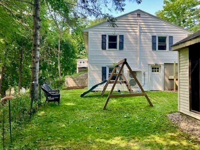 Single Family Residence at 82 Walnut St, North Brookfield MA 01535, North Brookfield, photo 28 of 42