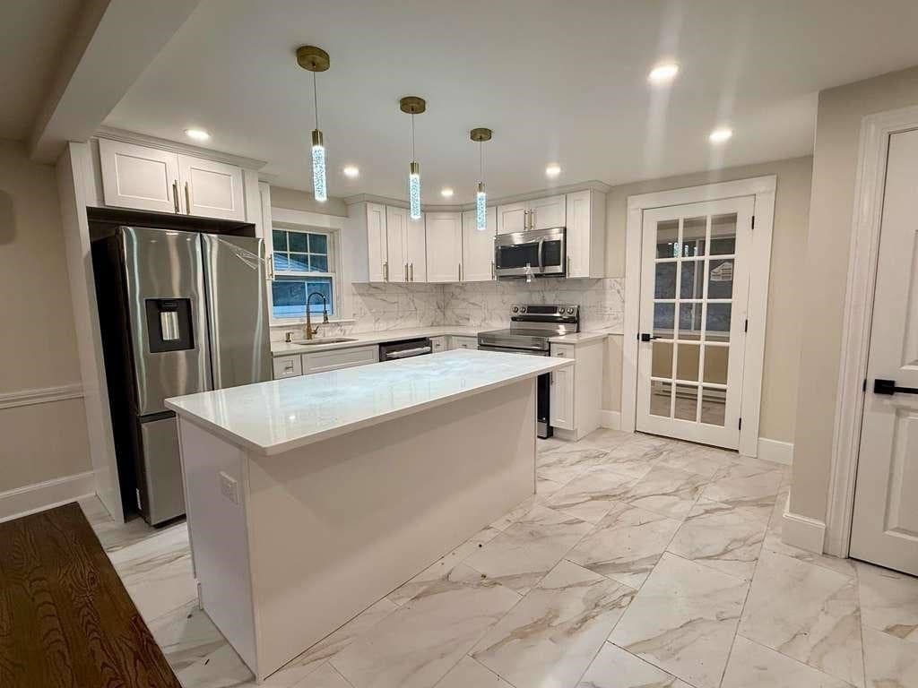 714 Lynnfield St, Lynn MA 01904 photo 7