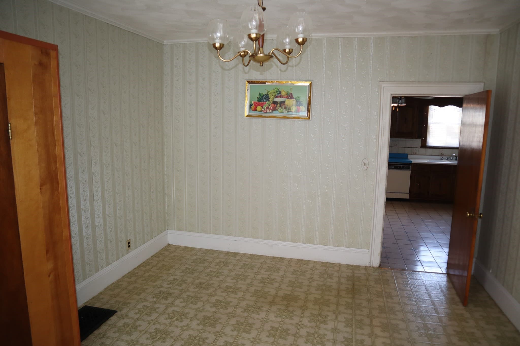 2 Family - 2 Units Up/Down at 7-R W Dane St, Beverly MA 01915, Beverly, photo 16 of 42
