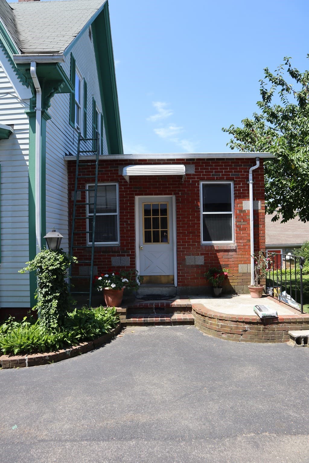2 Family - 2 Units Up/Down at 7-R W Dane St, Beverly MA 01915, Beverly, photo 3 of 42