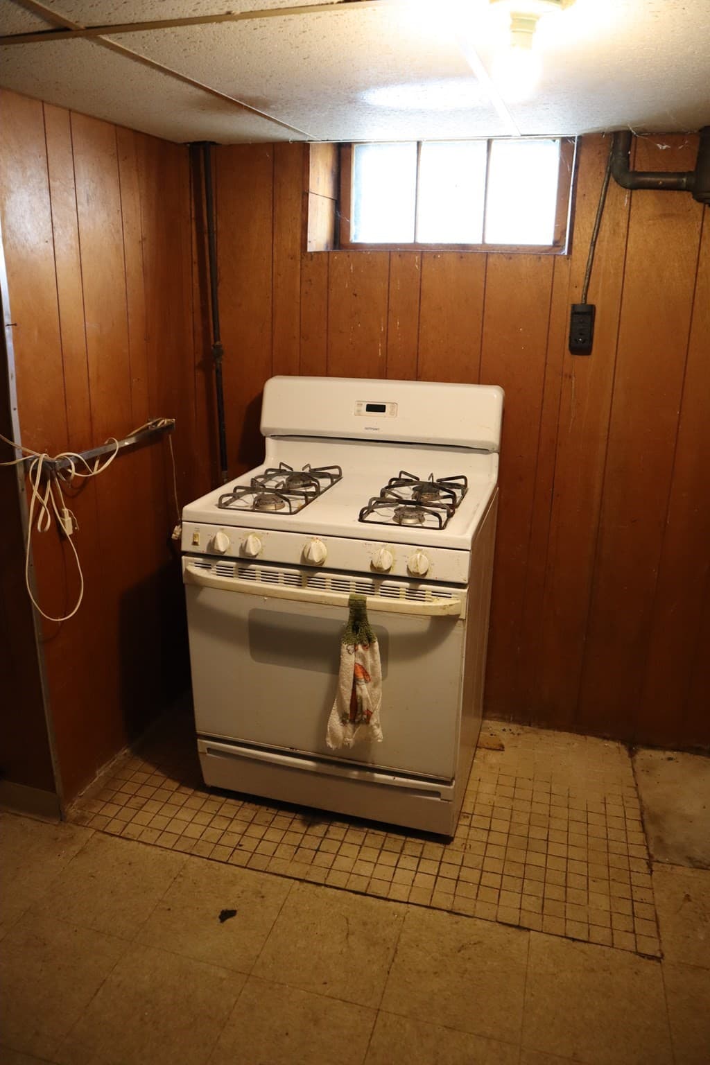 2 Family - 2 Units Up/Down at 7-R W Dane St, Beverly MA 01915, Beverly, photo 38 of 42