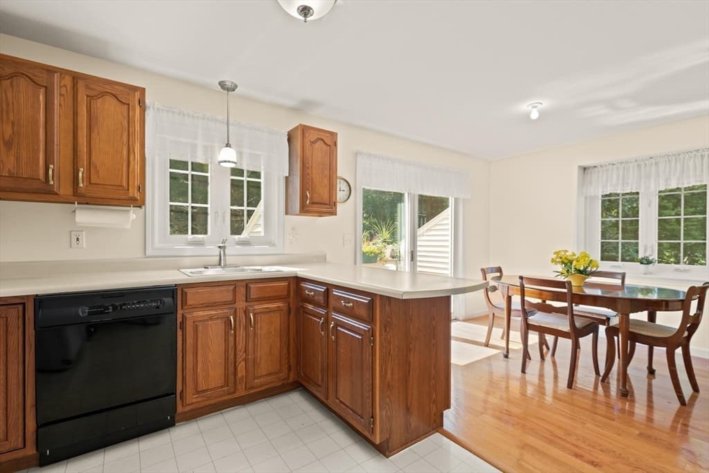 27 E Brookfield Drive, Groton MA 01450 photo 13