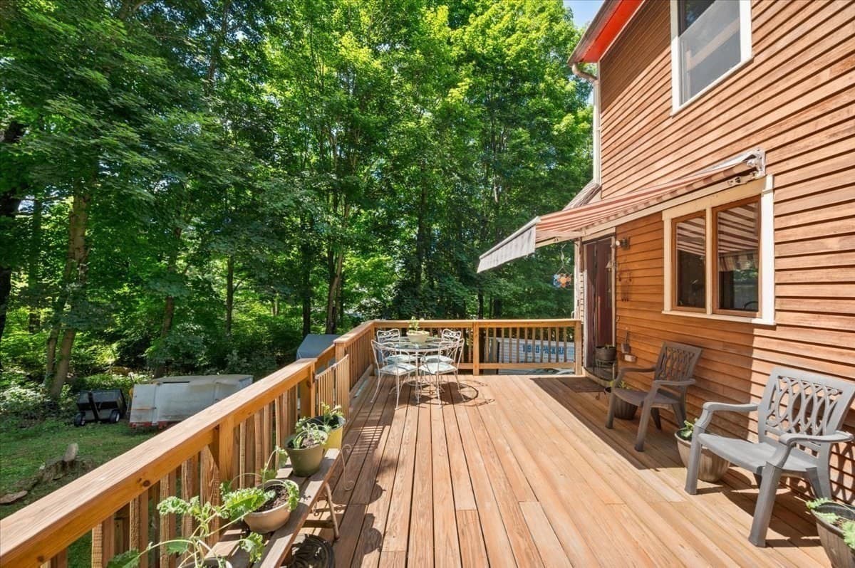 Single Family Residence at 6 Wire Village Rd, Spencer MA 01562, Spencer, photo 12 of 32