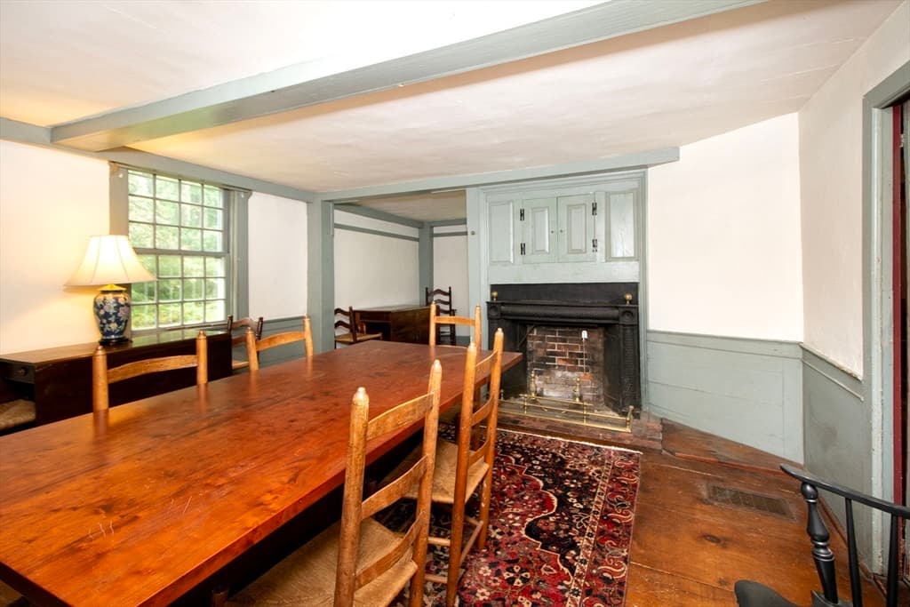 374 High St, Pembroke MA 02359 photo 9