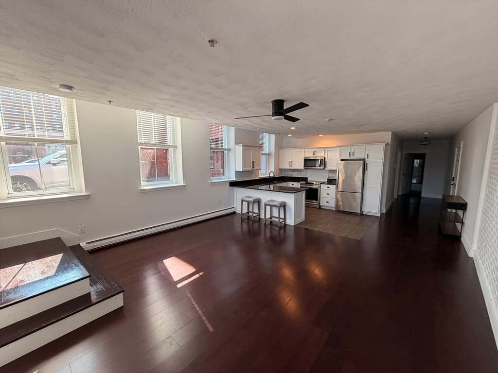 52 Washington St, Haverhill MA 01830