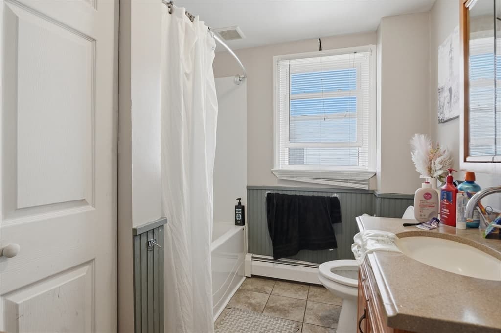 22 Sachem St, Fall River MA 02724 photo 11