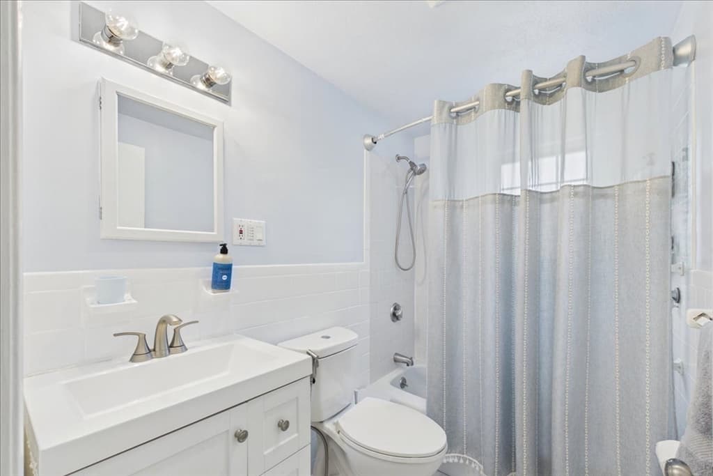 110 Hooper Rd # 110, Dedham MA 02026 photo 24