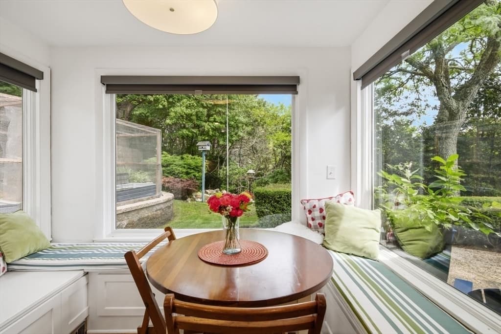 Single Family Residence at 105 Hillside Dr, Barnstable MA 02632, photo 6 of 36