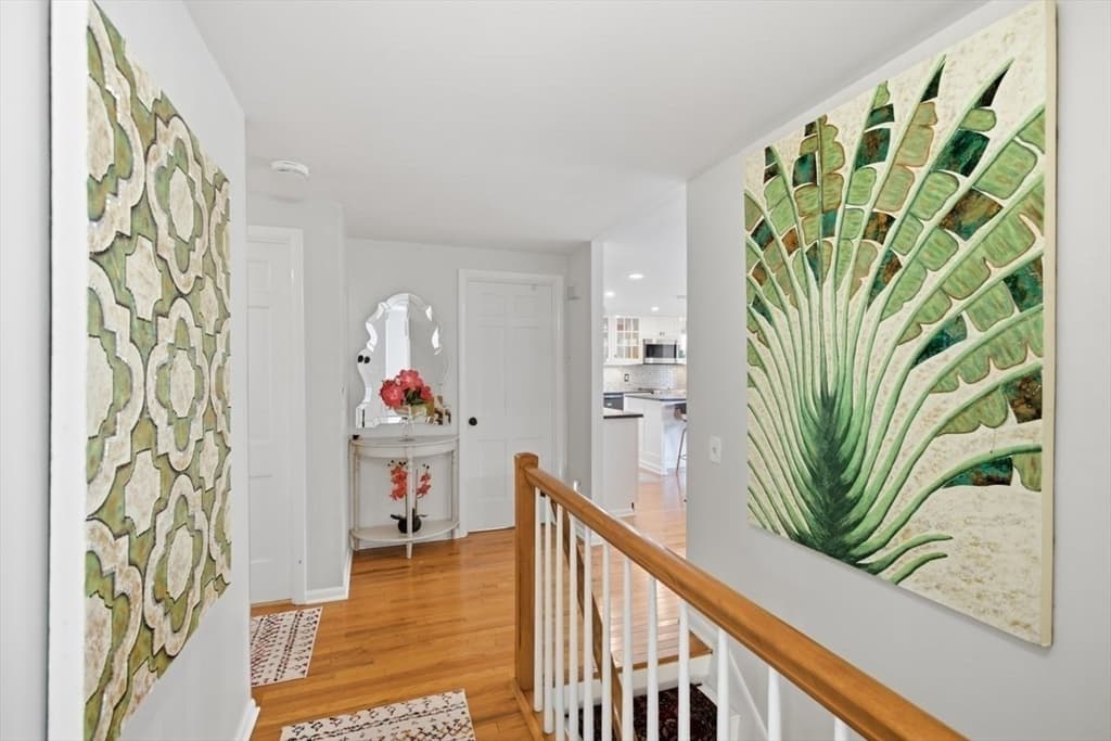Single Family Residence at 105 Hillside Dr, Barnstable MA 02632, photo 13 of 36