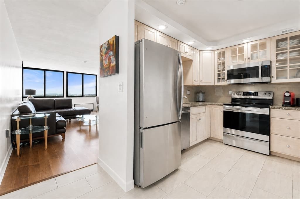 77 Adams St # 1206, Quincy MA 02169 photo 10