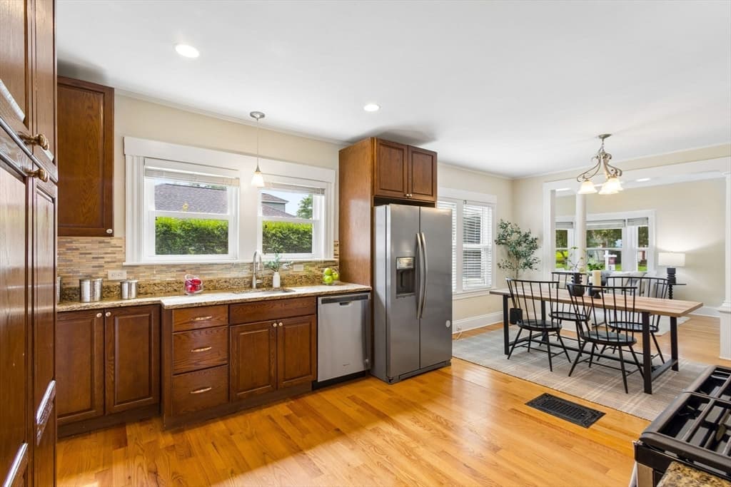 142 S Main St, Sharon MA 02067 photo 9