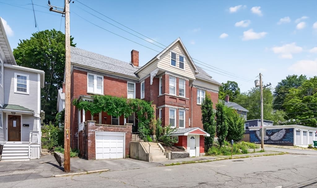 58 Oliver Street, Fitchburg MA 01420 photo 2