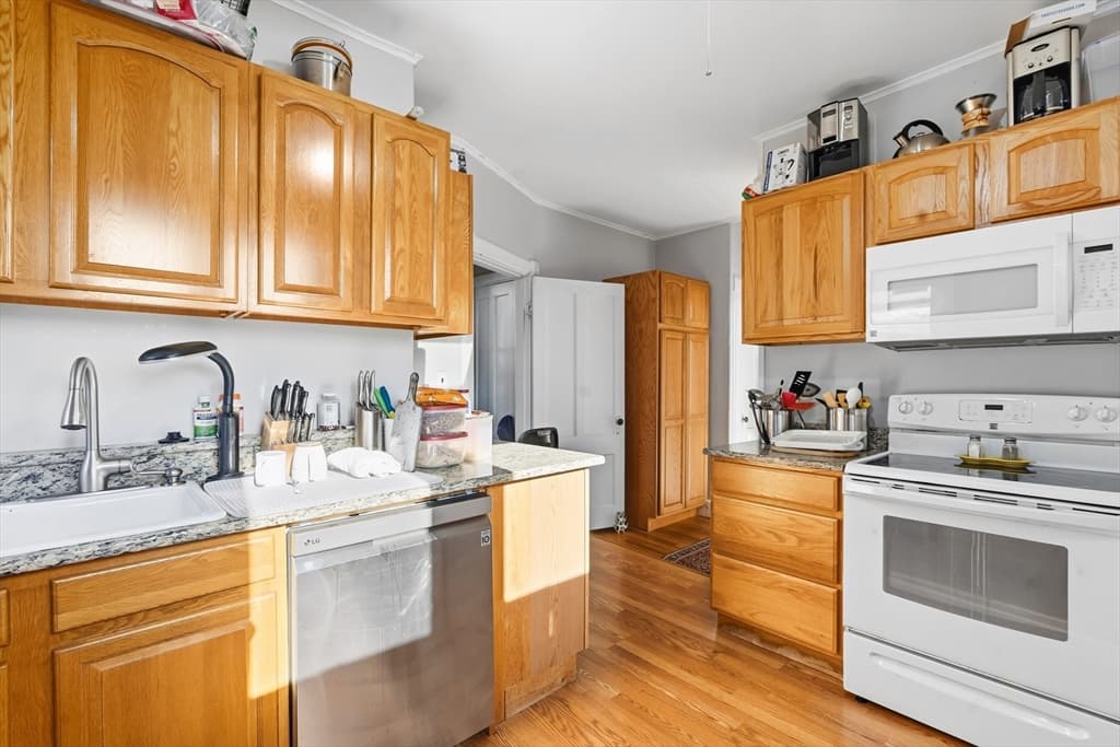 58 Oliver Street, Fitchburg MA 01420 photo 6