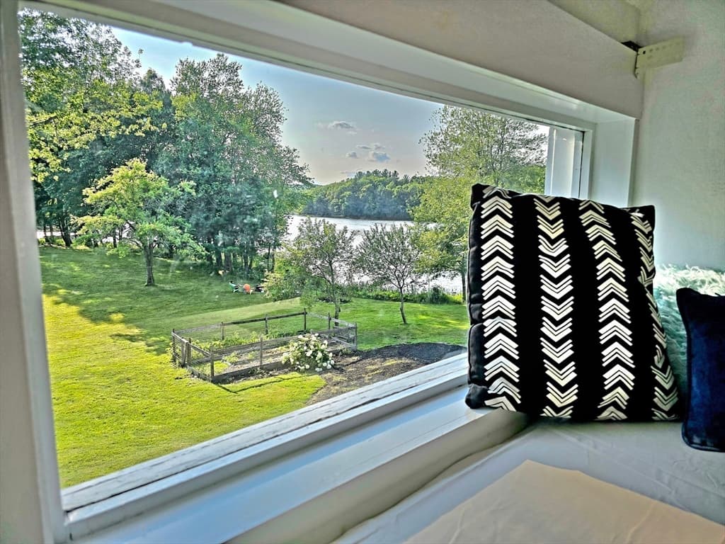259 Salisbury St, Holden MA 01520 photo 11