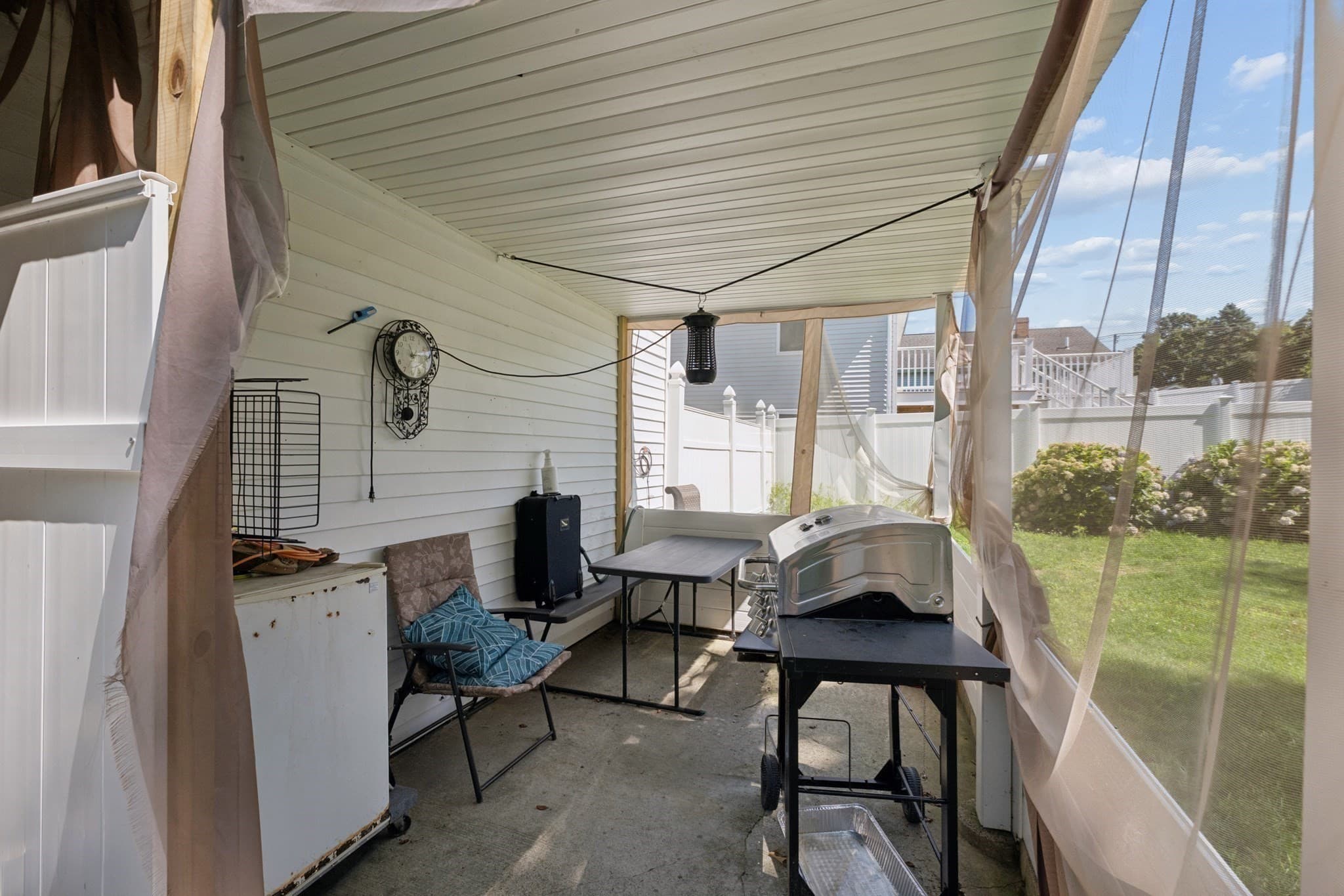 Single Family Residence at 1200 Bay St, Fall River MA 02724, photo 7 of 39