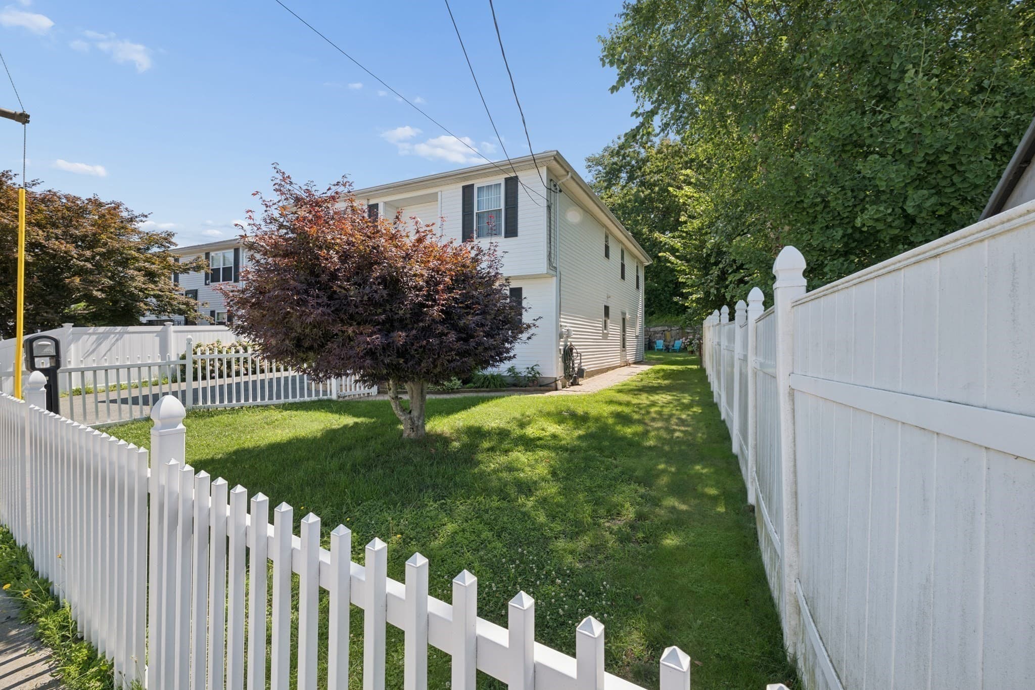 Single Family Residence at 1200 Bay St, Fall River MA 02724, photo 4 of 39